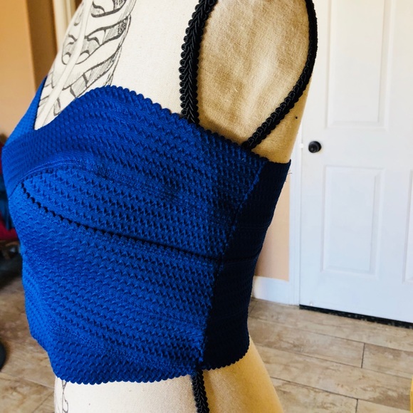 2 NWT Express Crop Tops - Picture 6 of 8